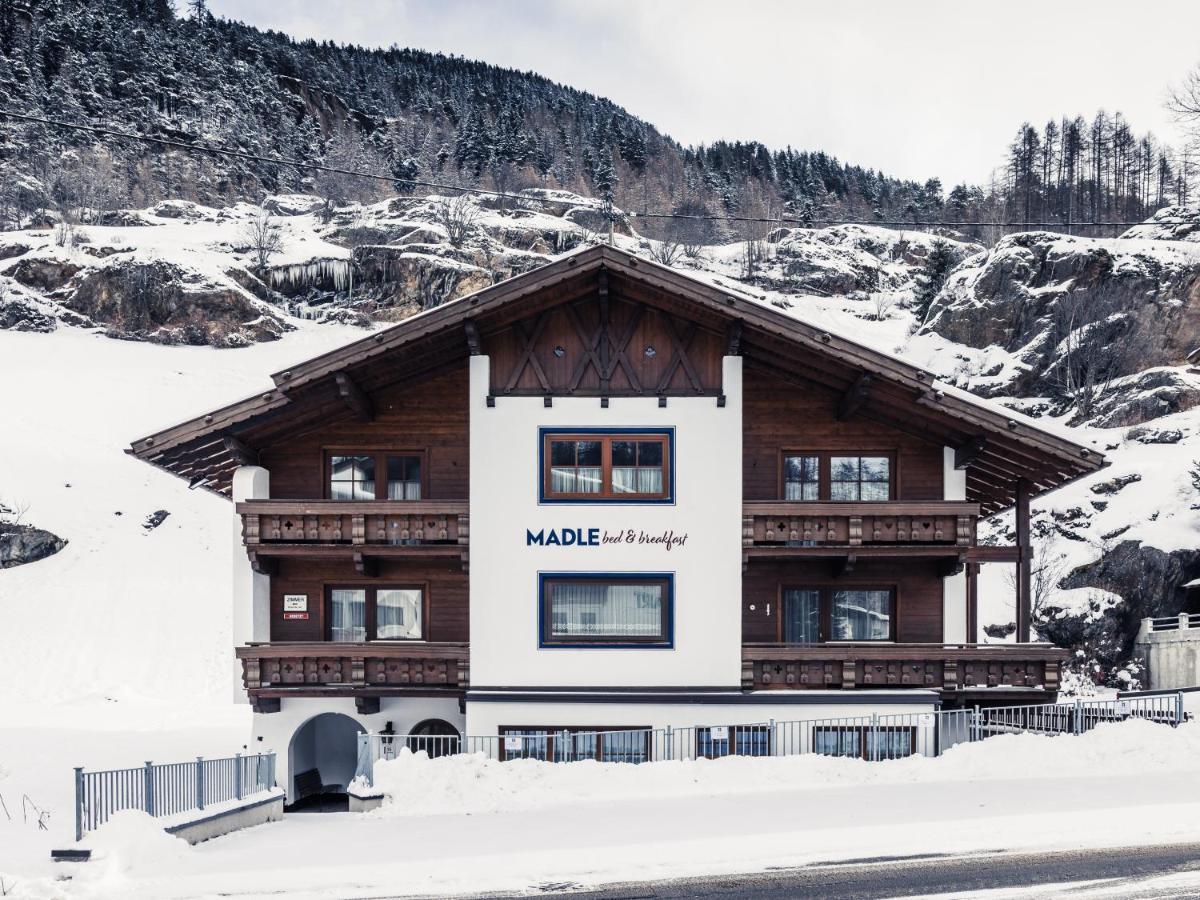 Madle - B&B Sölden Kültér fotó